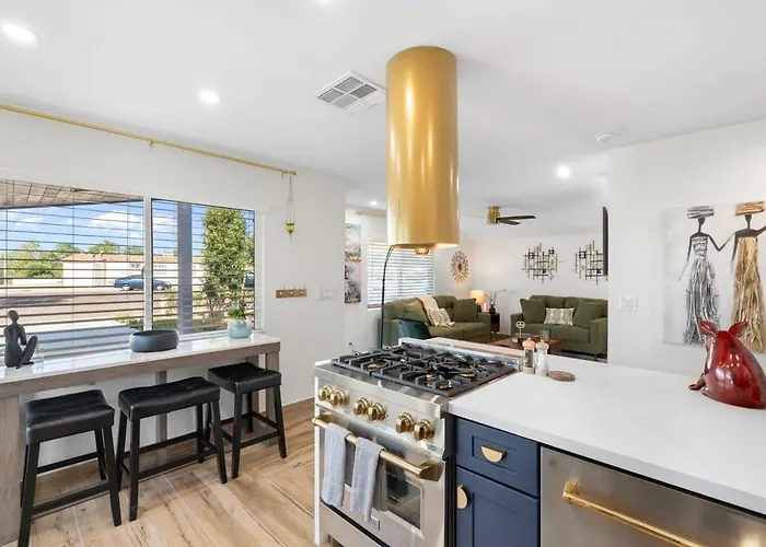 Dom wakacyjny Cozy 3br -pool-old Town-vista Del Camino Park