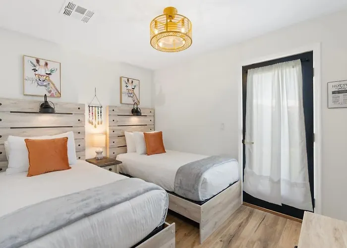 Cozy 3br -pool-old Town-vista Del Camino Park *